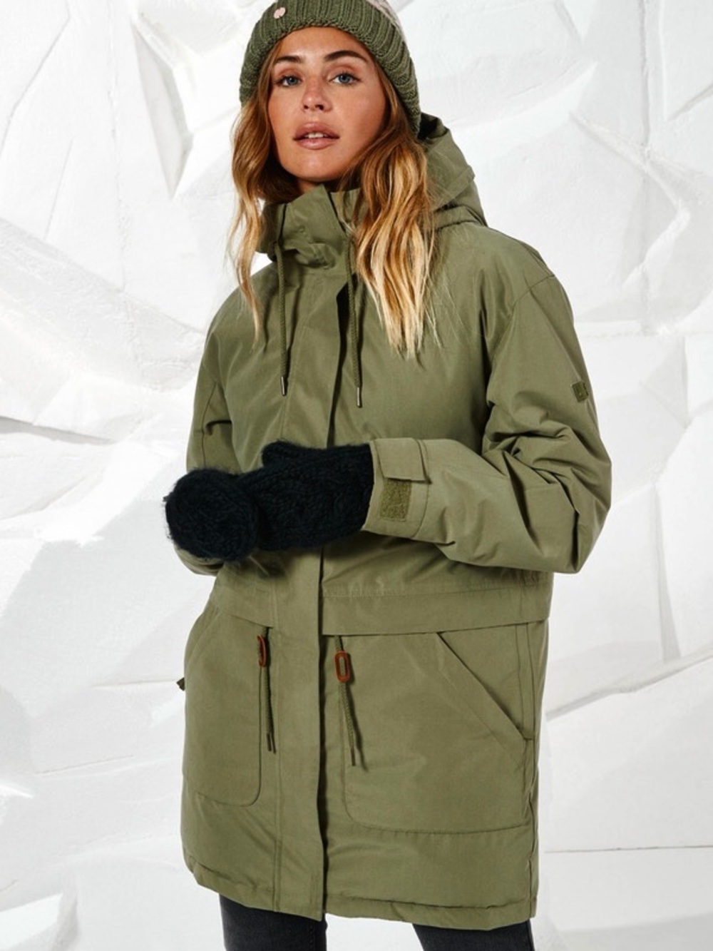 Roxy Women's Dawn View Parka Jacket Medium in Deep Lichen Green
